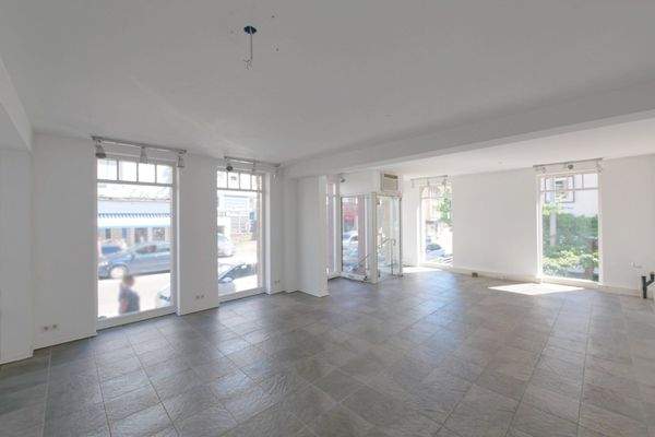 Ladenlokal Hochparterre