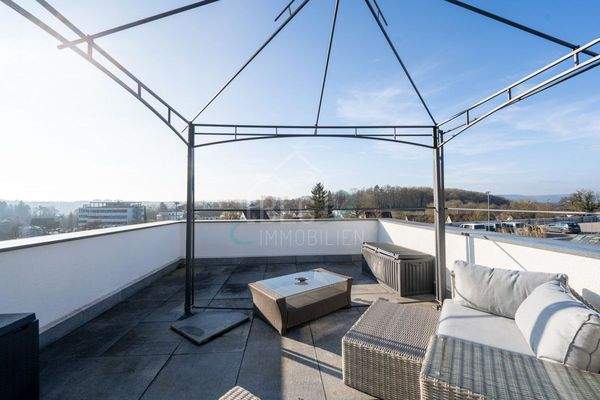 Dachterrasse DG