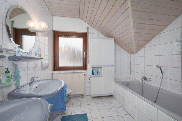 Badezimmer DG