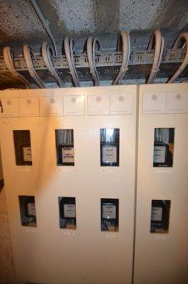 ...sind moderne Zählerkästen installiert