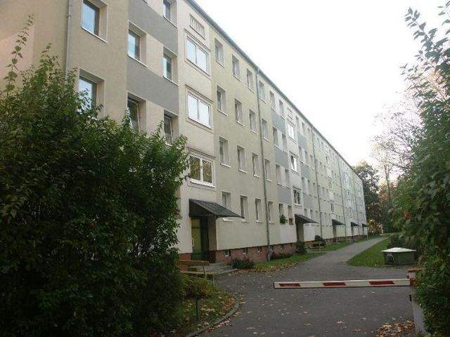 4-Raumwohnung mit Südbalkon in TOP Lage! - Foto 2