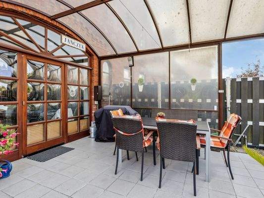 Überdachte Terrasse WE 04