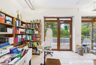 CAM01869G0-PR0269-STILL001