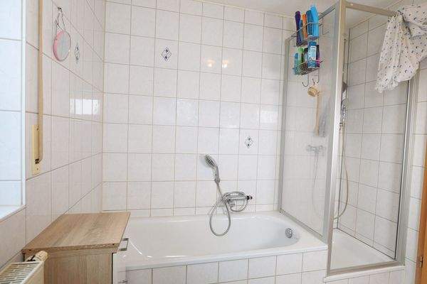 Geräumige Doppelhaushälfte