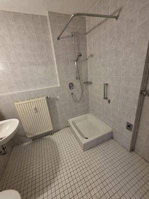 Bad mit Dusche und WM Anschluss #3