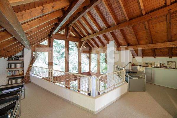 Galerie mit Blick in die Natur