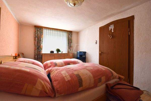 Erdgeschoss: Schlafzimmer