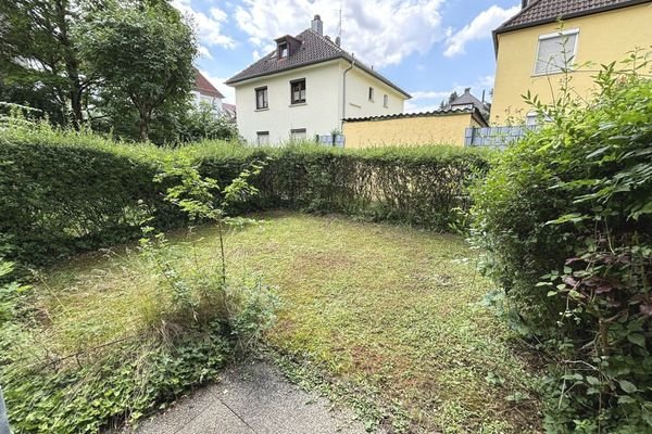 Terrasse mit Garten