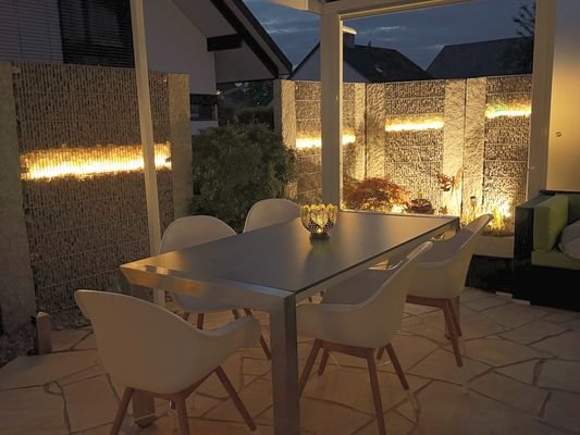 mit verbautem Lichtspiel