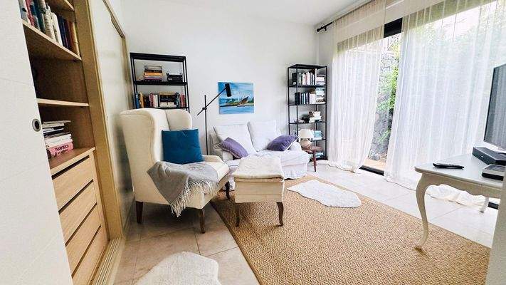 Gästezimmer / Fernsehzimmer EG