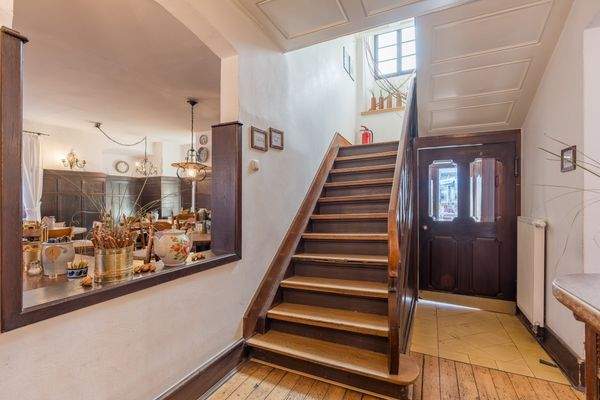 Aufgang ins Obergeschoss