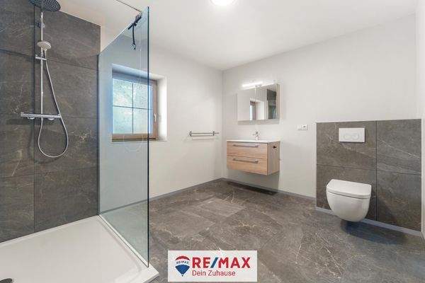 Badezimmer Wohnung im 1.OG