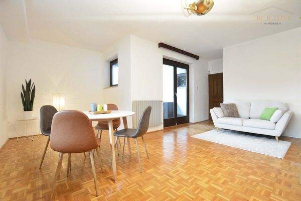 Wohnzimmer der Einliegerwohnung