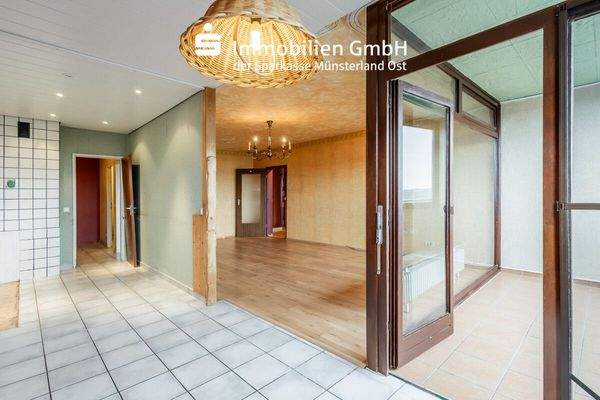 Wohn-/Essbereich und Küche