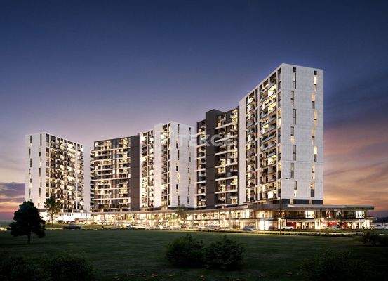 Sea View Real Estate in a Complex in Istanbul Maltepe