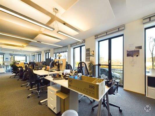 Eden-Ehbrecht-Immobilien_Vermietung_Büro_Alter-Stadthafen_009