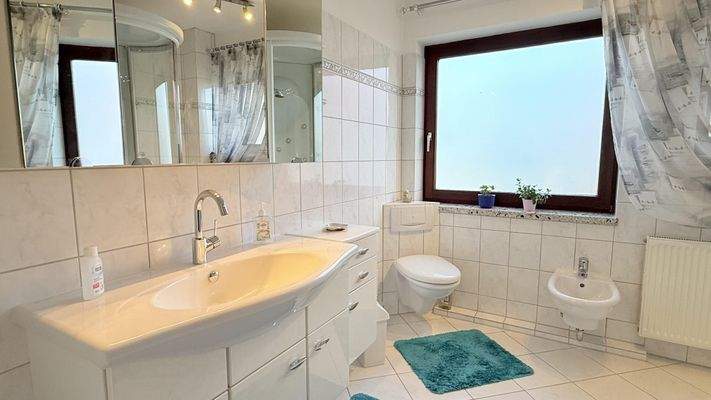 Erdgeschoss Badezimmer