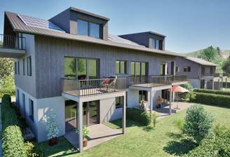 Dachgeschoss Wohnung mit großem Balkon und Bergblick