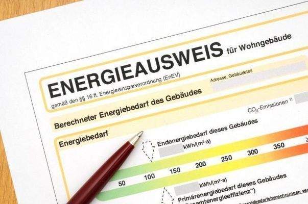 Energieeffiziente Bauweise - mindestens EE 55 oder