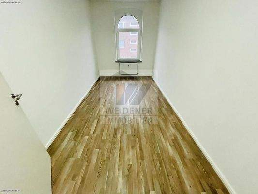 Gäste-oder Ankleidezimmer