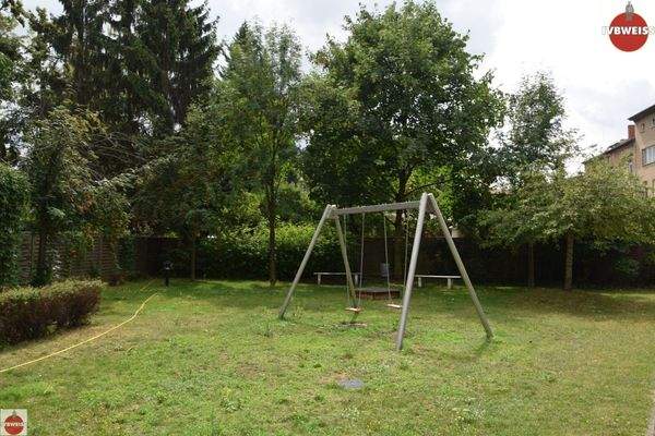 Kinderspielplatz, A1