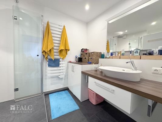 Badezimmer 1