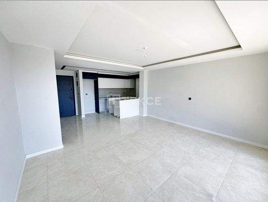 New Apartments with Shared Pool near the Beach in Kuşadası