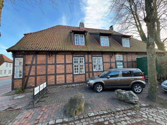 Außenansicht Seite Links (2).JPG