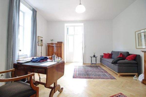 Arbeits-/Gästezimmer