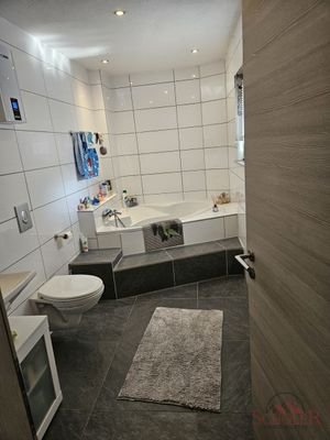 Badezimmer EG