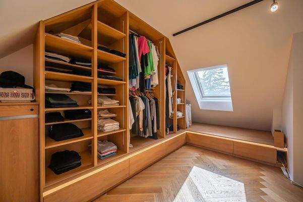 Schrankraum Dachgeschoss