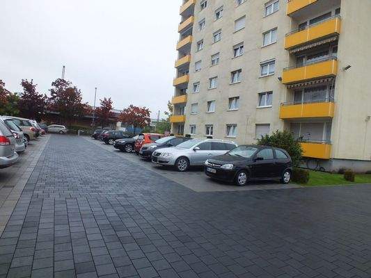 Parkplatz im Hof 