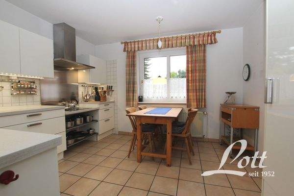 Wohnküche mit Essbereich