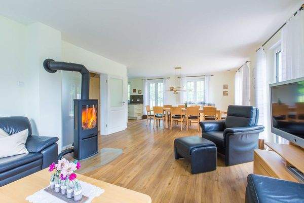 Wohn- und Essbereich