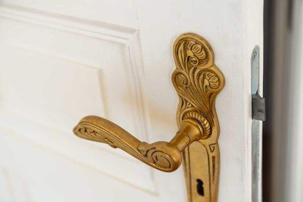 Historische Türbeschläge