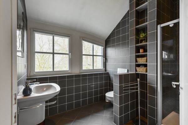 Duschbad im OG