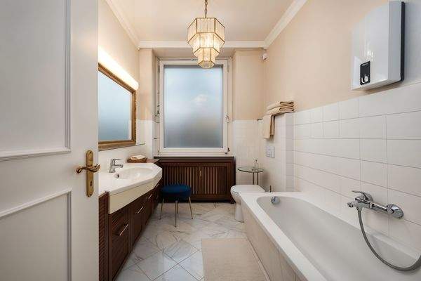 Mobiliar virtuell hinzugefügt