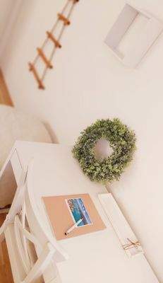 Perle no 18 - Im Schlafzimmer befindet sich auch ein kleiner Schreibtisch