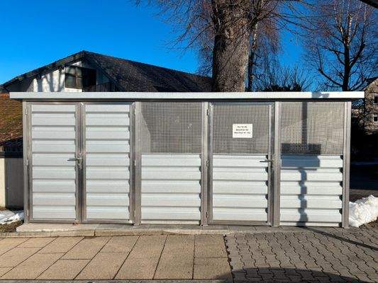 Mülltonnenstellplatz