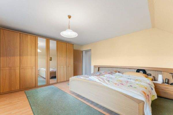 Hauptschlafzimmer DG