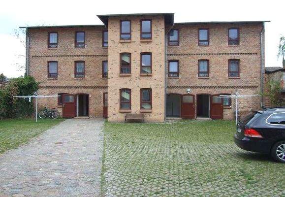 Anbau mit 4 Wohneinheiten