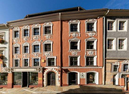 Wohn- und Geschäftshaus