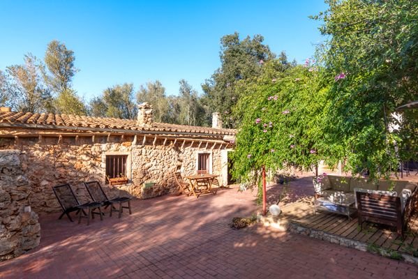 Schöne rustikale Finca mit Vermietungslizenz im Herzen von Mallorca, Costix