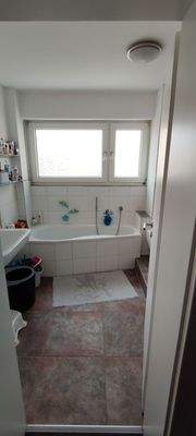 Badezimmer Wohnung 1.  OG.jpg