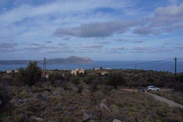 Kreta, Kokkino Chorio: Weitläufiges Gelände mit spektakulärem Meerblick zu verkaufen