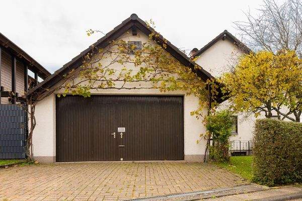 Außenansicht Garage