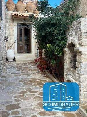 Kreta, Sivas: Traditionelles Steinhaus mit Swimmingpool