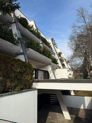 Außenansicht mit Zugang.jpg