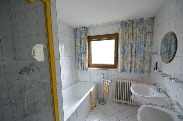 Badezimmer OG 