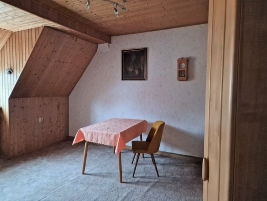 DG/ Einliegerwohnung - Zimmer 1